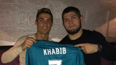 Photo of رونالدو يهنئ صديقه حبيب بلقبه العالمي