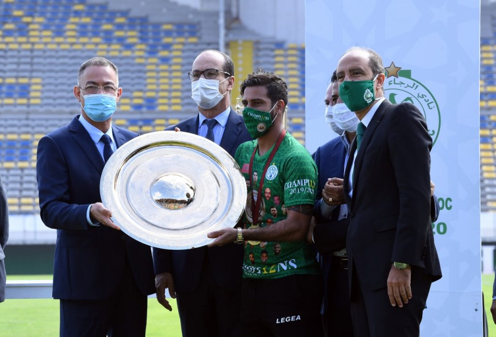 لقجع تتويج الرجاء عن جدارة واستحقاق