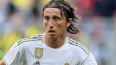 Photo of مودريتش: برشلونة كان أفضل منا واستحق اللقب