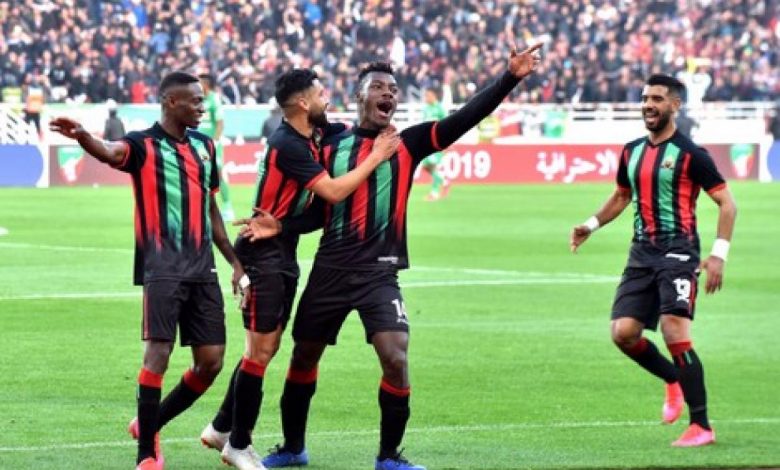 الجيش يفسخ عقد لاعب مقابل 190 مليونا