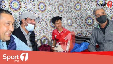 Photo of فيديو.. sport1 يحضر زيارة محبي الرجاء لحارس الوداد بعد تعرضه لاعتداء خطير