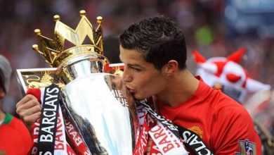 Photo of صورة.. جماهير يونايتد تحضر رونالدو بالمدرجات رغم غيابه عن مباراة وولفرهامبتون