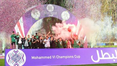 Photo of الجامعة وأندية مغربية وأجنبية تهنئ الرجاء بالتتويج العربي