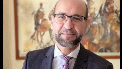 Photo of وزير سابق يلتحق بلائحة محفوظ لرئاسة الرجاء