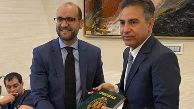 Photo of سفير المغرب بقطر يستقبل الرجاء بالدوحة لدعم النسور قبل مواجهة الأهلي