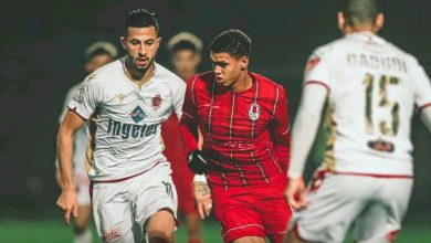 Photo of فيديو.. الفتح يفاجئ لاعبي الوداد بممر شرفي وعناق حار بين الركراكي والسلامي