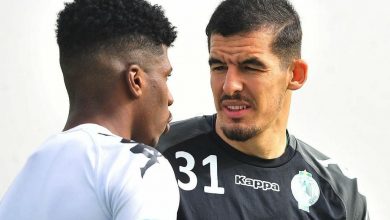 Photo of العامري يفاجئ لاعبا رجاويا ويبعده عن التداريب