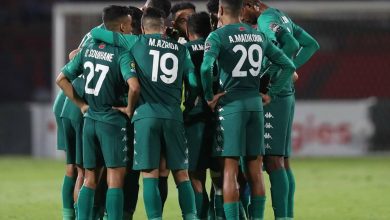 Photo of تفاعلا مع الصحافة العالمية.. الرجاء “للكاف”: “الظلم التحكيمي يجعل الكرة الإفريقية على المحك”