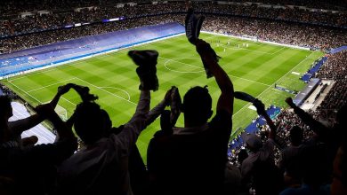 Photo of مغربي يقتحم البرنابيو في قمة الريال والمان سيتي في لقطة مثيرة