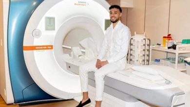 Photo of صور.. مزراوي ينضم رسمياً إلى بايرن ويتسلم سيارته الخاصة