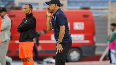 Photo of م. وجدة يقرر الإبقاء على خدمات مدربه