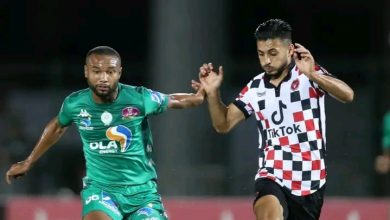 Photo of فيديو..أطفال يلعبون الكرة بأرضية ملعب البشير بين شوطي مباراة شباب المحمدية والرجاء في لقطة غريبة بالدوري الاحترافي