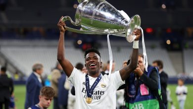 Photo of ريال مدريد يجدد عقد نجمه إلى غاية موسم 2027