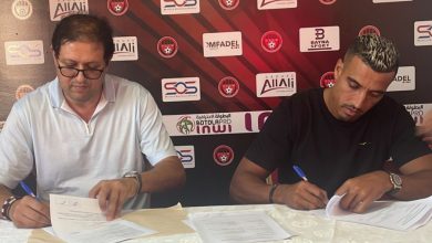 Photo of عاجل.. ش.المحمدية يفاجئ الرجاء ويوقع رسميا لنبيل درار