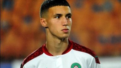 Photo of الخنوس: واجهت ضغوطًا كبيرةً بسبب اختياري للمغرب ولا أتصور نفسي أحمل قميصًا غير قميص بلدي