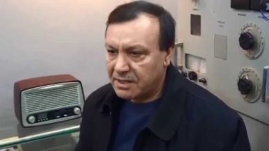 Photo of الأسود يتسببون في إقالة المدير العام للتلفزيون العمومي الجزائري