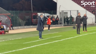 Photo of فيديو.. تفاعل مدرب شباب السوالم عبوب مع اطوار الشوط الاول واحتجاجه على قرارات الحكم