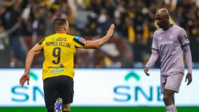 Photo of حمد الله يتفوق على رونالدو في قمة الاتحاد والنصر