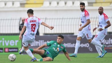 Photo of الجامعة تمنع الوداد والرجاء من إشراك لاعبيهم الجدد بـ”الديربي”