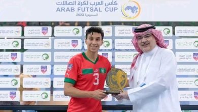 Photo of العيان يتوج بجائزة أفضل لاعب في كأس العرب