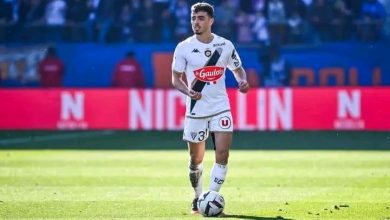 Photo of الفيفا تمنع الجزائري شتي من المشاركة مع الوداد بالبطولة العربية