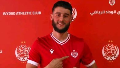 Photo of الوداد يقدم الشادلي بقميصه