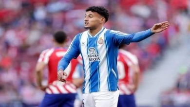 Photo of الهلالي يكشف حقيقة الانتقال إلى برشلونة