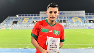 Photo of الضحاك ينال جائزة أحسن لاعب في مباراة المنتخب الوطني للشباب أمام مصر