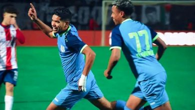 Photo of الدفاع الجديدي يكتسح المغرب التطواني ويؤزم وضعيته في أسفل الترتيب