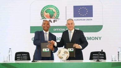 Photo of “كاف” يوقع اتفاقية تاريخية مع الاتحاد الأوروبي