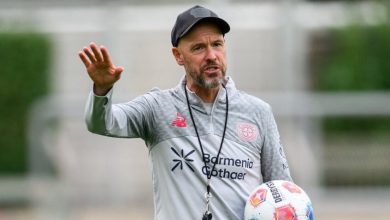 Photo of باير ليفركوزن يعلن إقالة تين هاغ