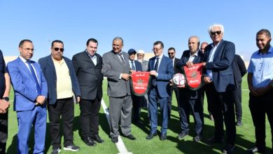 Photo of الجامعة تسلم ملعبا جديداً بأبزو