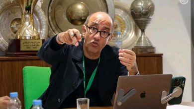 Photo of اجتماع خاص لزيات مع طاقم الرجاء قبل مواجهة الكوكب المراكشي