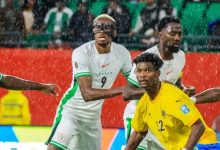 Photo of نيجيريا تبلغ نهائي الملحق الإفريقي المؤهل لكأس العالم على حساب الغابون
