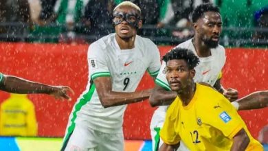 Photo of نيجيريا تبلغ نهائي الملحق الإفريقي المؤهل لكأس العالم على حساب الغابون